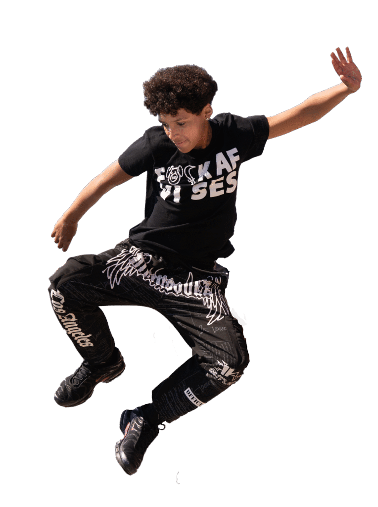 Ung man på ferie med husmoderferie.